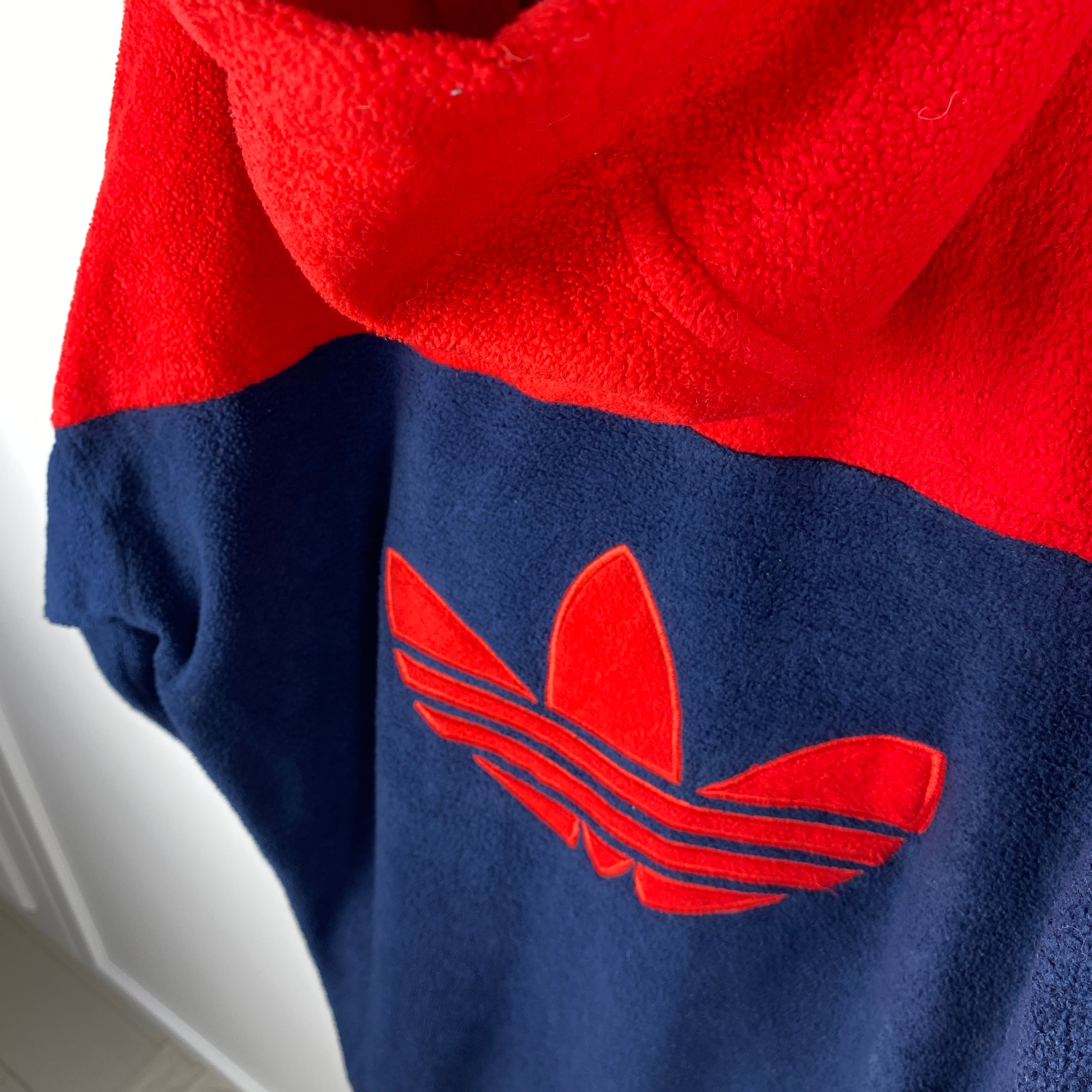 Adidas Vintage Fleece Hoodie, Size M, Embroidered logo, 90’s, Y2K